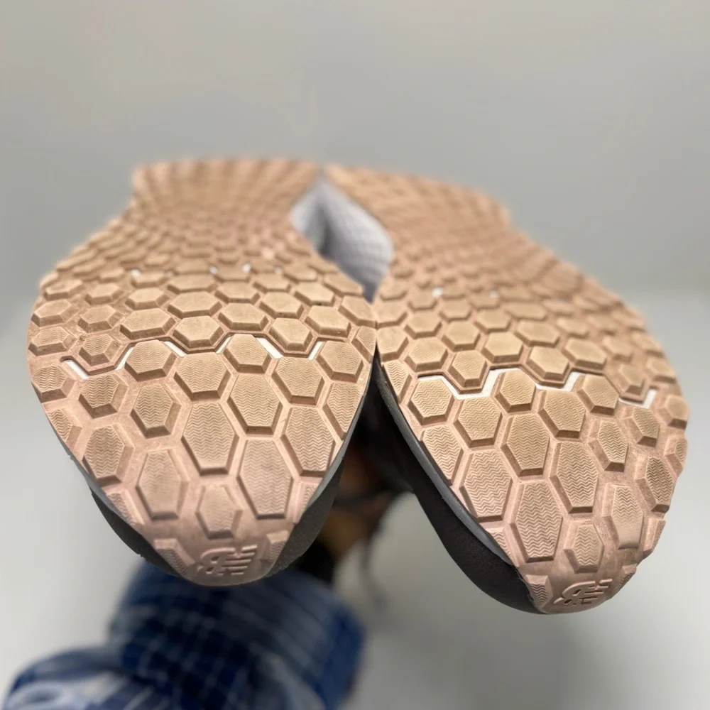 New Balance Fresh Foam 520 v8 Women’s Size 10 Gray Pink Running Shoes W520LM6 - Picture 9 of 14